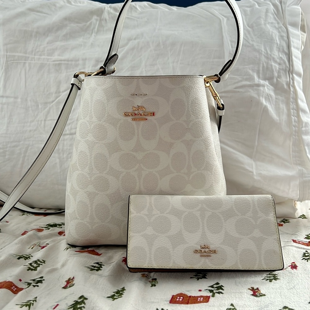 White Coach Crossbody With Matching Wallet